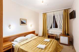Отель Gorgany Hotel & Spa Яблоница Стандартный двухместный номер с 1 кроватью или 2 отдельными кроватями и доступом в спа-центр-2